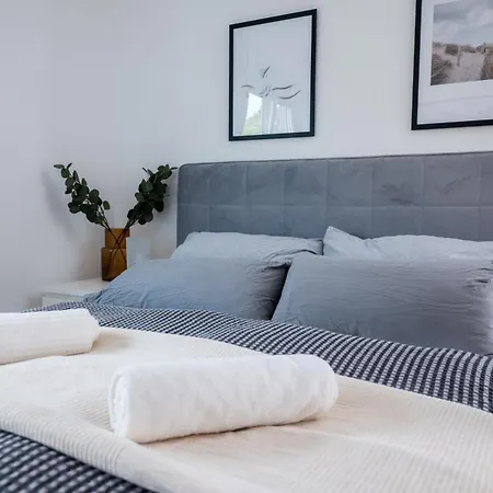 Lägenhet Modernes Mit Balkon Naehe Zentrum Dresden